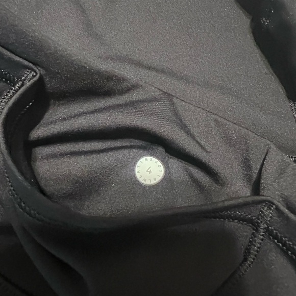 Lululemon Fast & Free Reflective High Rise Black Size 4 - Picture 9 of 10